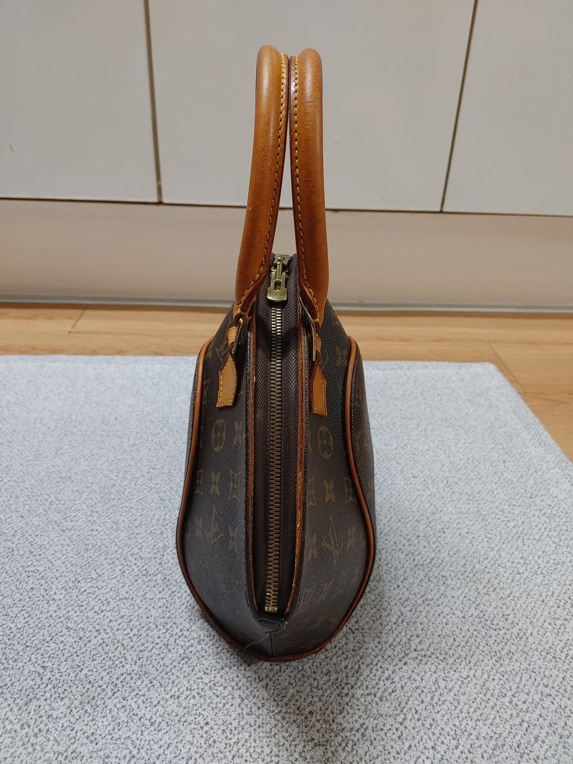 정품 클래식 루이비통 엘립스 pm 빈티지 토트백 상품이미지2