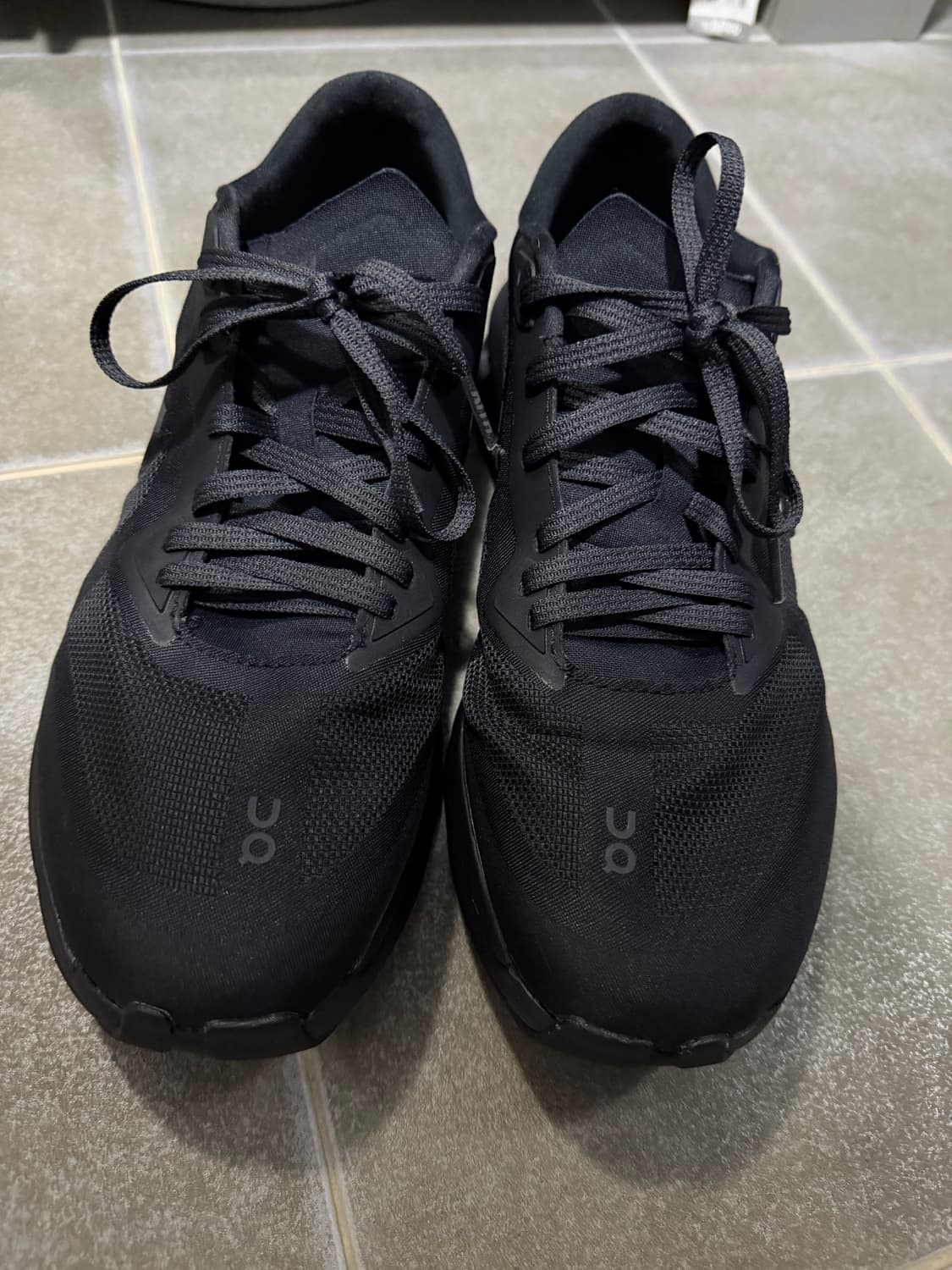 온러닝 키스 콜라보 블랙 280 상품이미지3