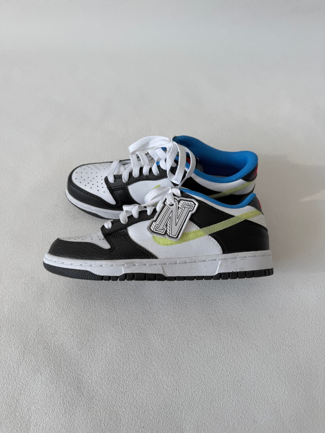 [240]나이키(NIKE) 흰검형 덩크 로우 상품이미지2