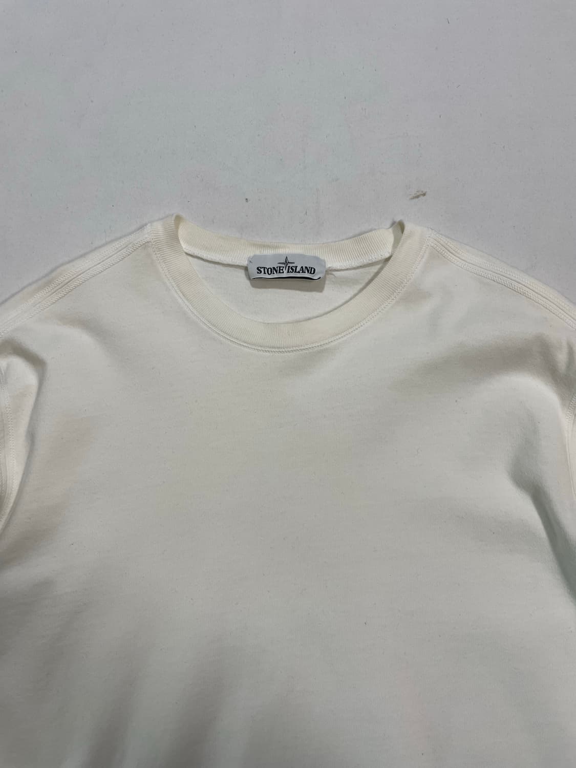 스톤아일랜드 크루넥  롱슬리브 상품이미지3