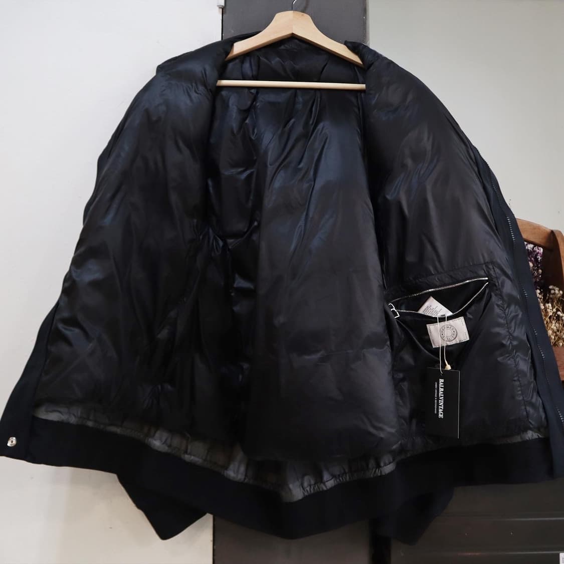 에르메스 블랙 폴리쉘 자켓 상품이미지5