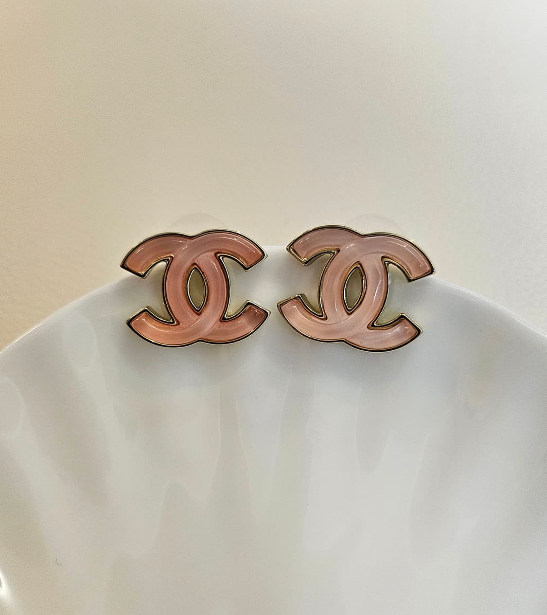 샤넬 핑크 자개풍 귀걸이 업사이클링 상품이미지1