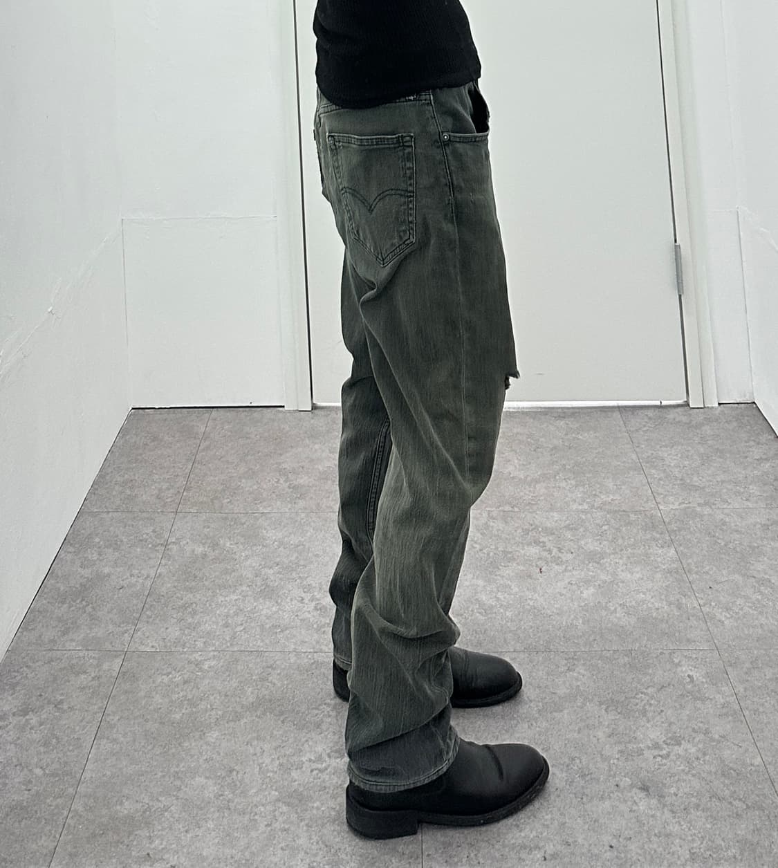 Levi’s vintage destroyed patch denim pan 상품이미지2