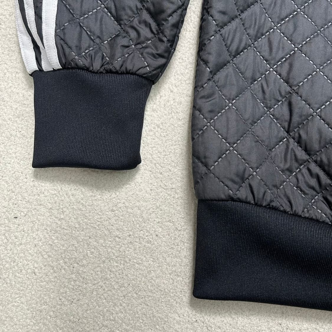 아디다스 X 리타오라 퀄팅 맨투맨 85 상품이미지2