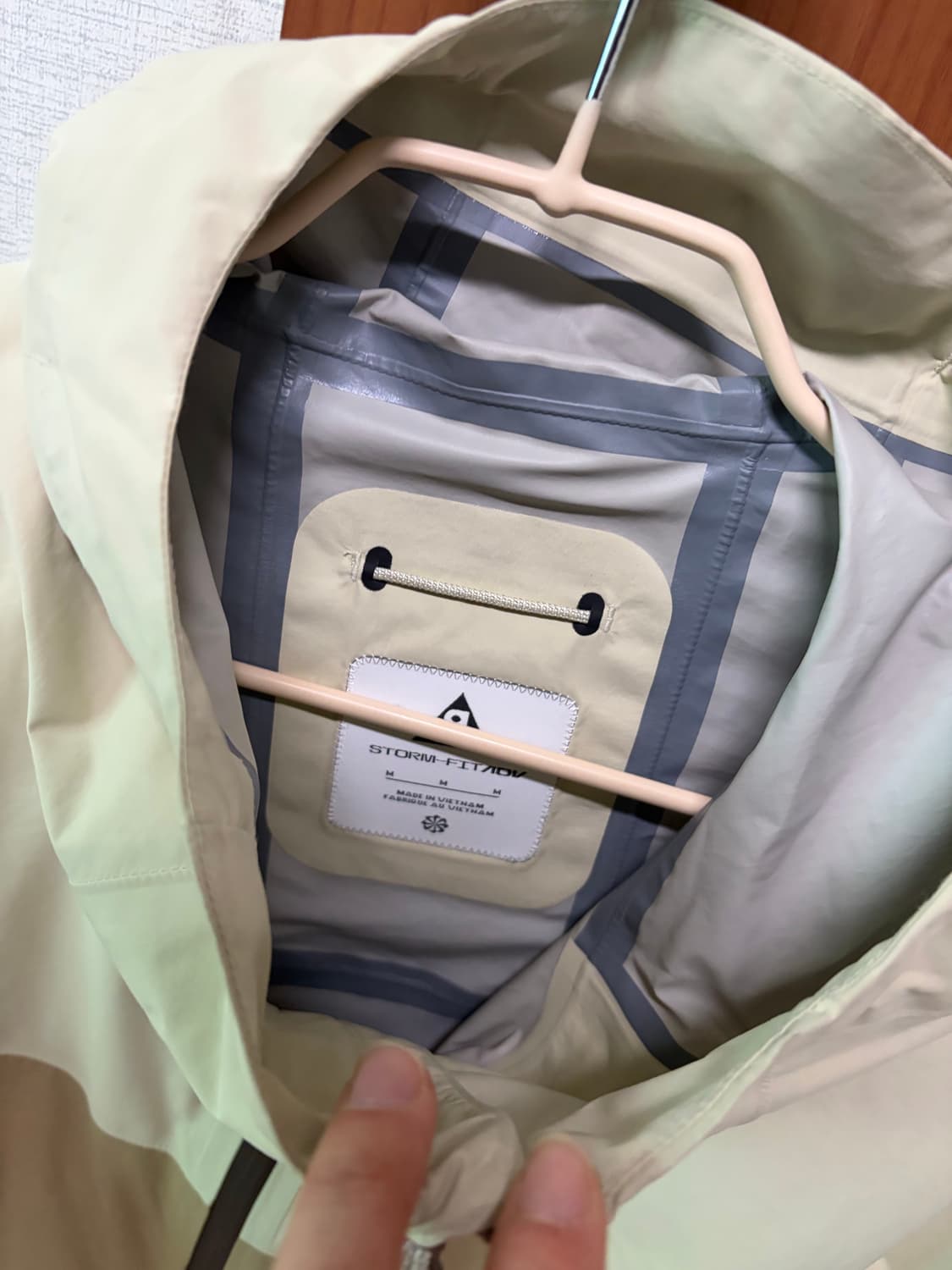 나이키acg 모르포 스톤 바람막이 m 상품이미지3