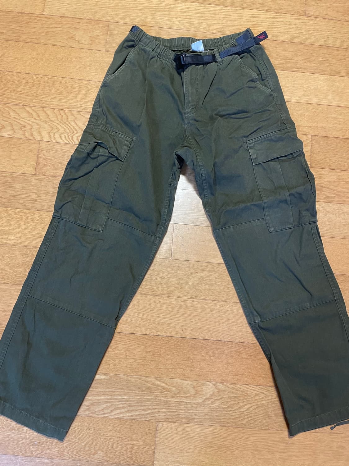 그라미치 카고 스트레이트 m 팝니다 상품이미지1