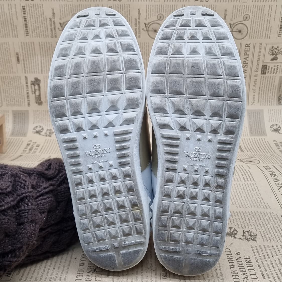 발렌티노 히든 락스터드 남성스니커즈45 285 상품이미지3