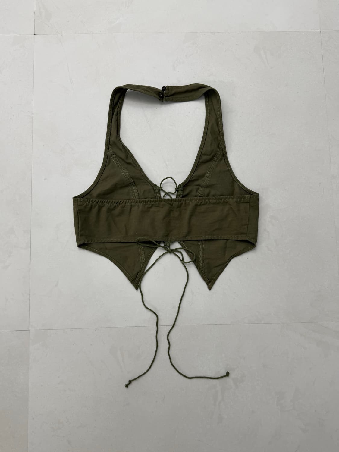 카키 홀터 스트랩탑 상품이미지5