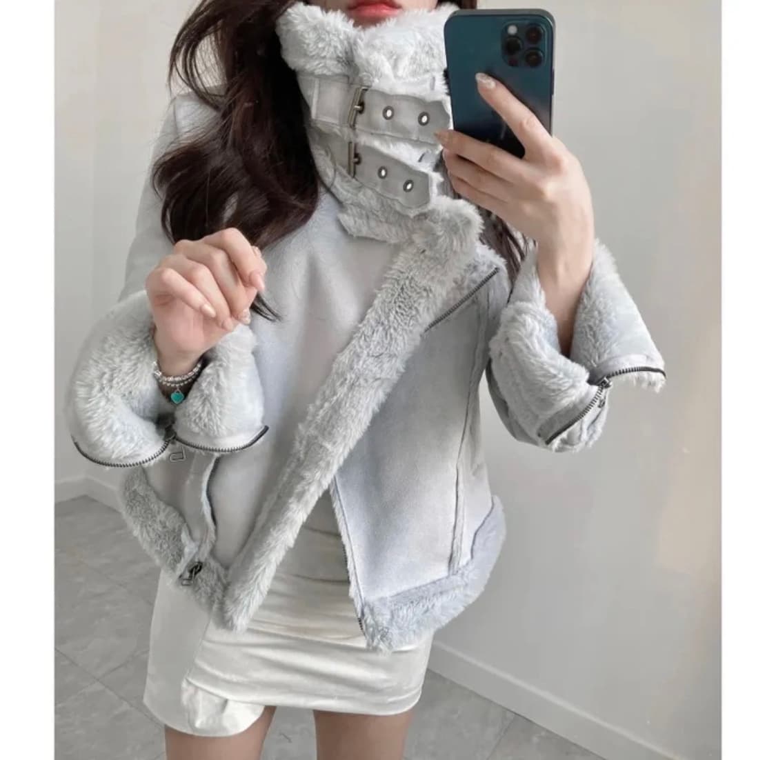 새제품 국내제작 ! 스웨이드 페이크퍼 숏 무스탕 소라 상품이미지2