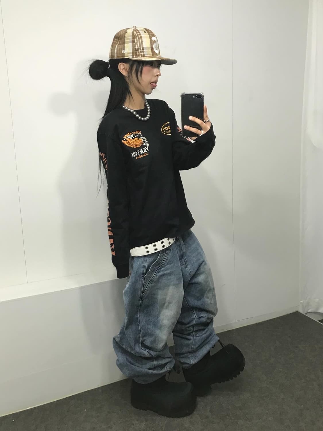 밴슨 핑크 자수패치 스컬 롱슬리브 상품이미지4