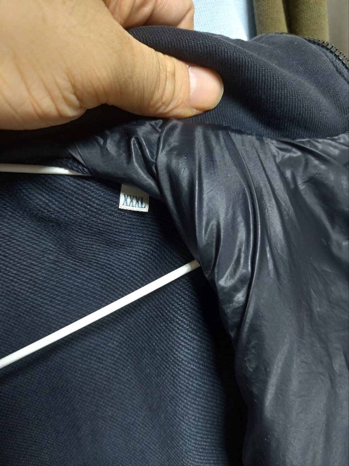 몽클레어 네이비 니트 패딩 점퍼 상품이미지3