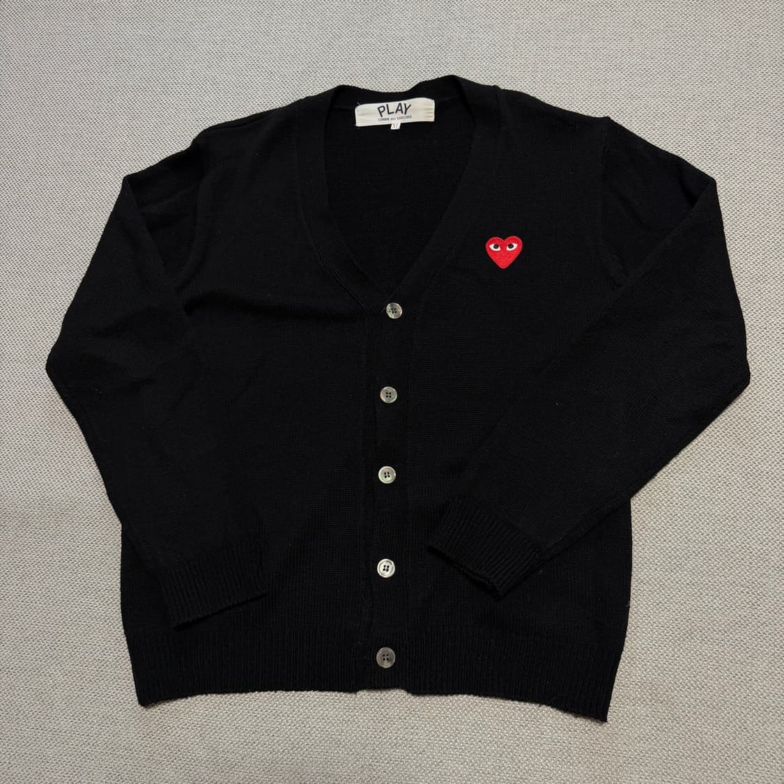 꼼데가르송 레드와펜 가디건 상품이미지1