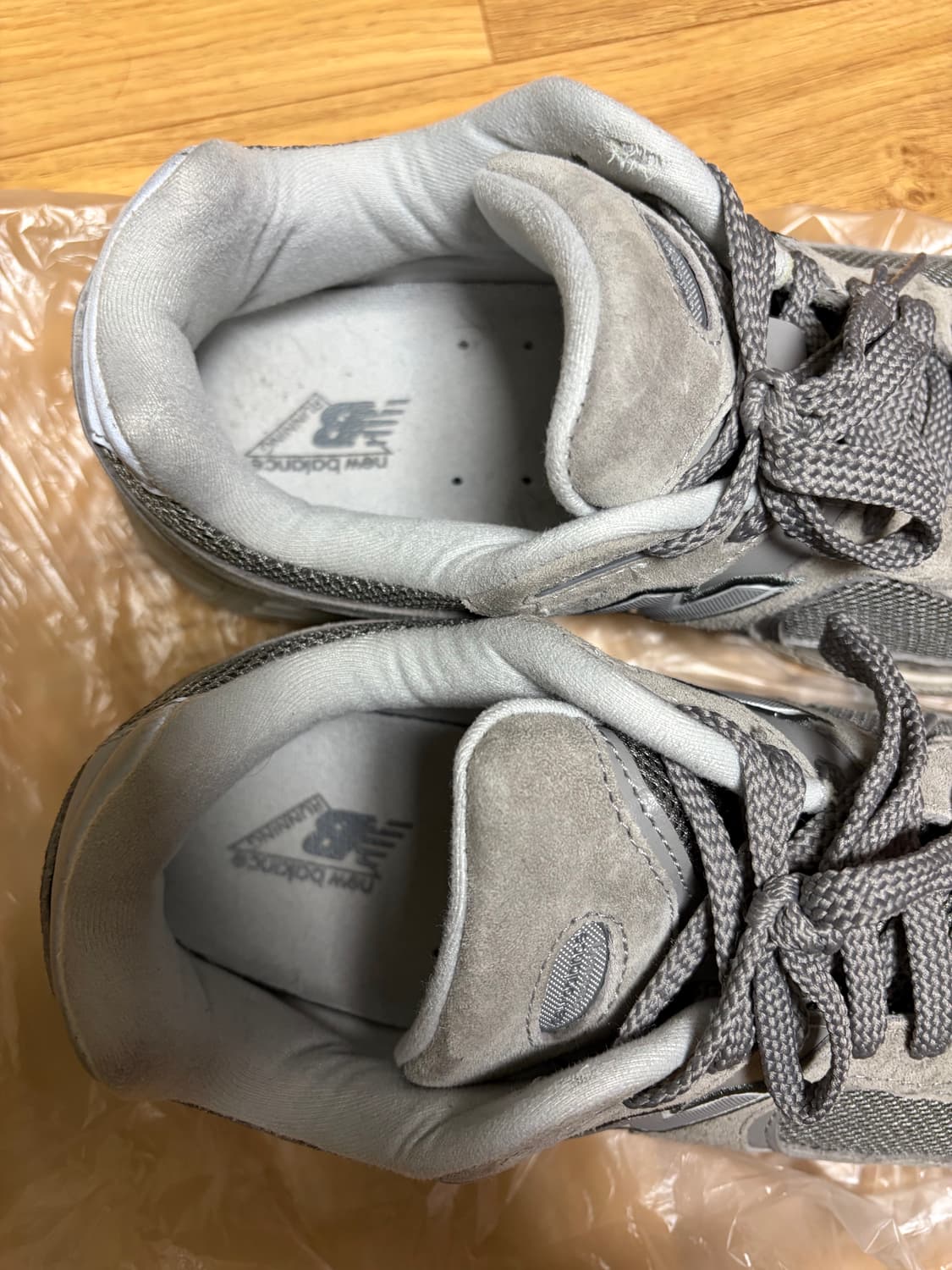 뉴발란스 2002R 그레이 상품이미지3