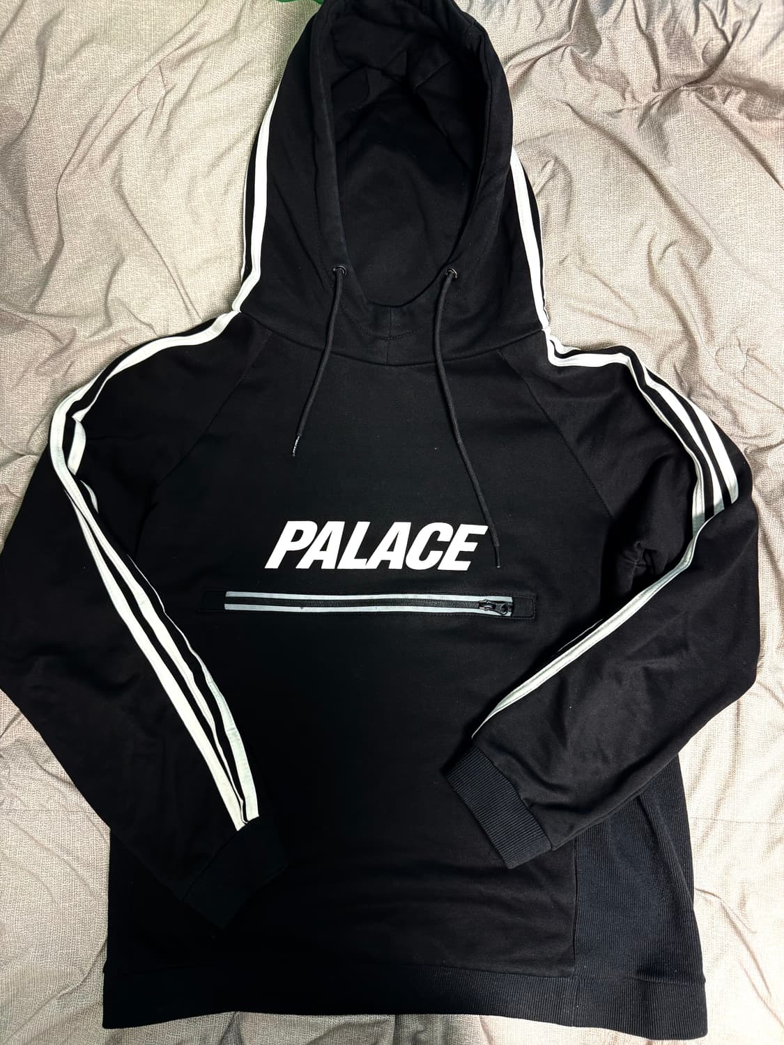 팔라스 아디다스 콜라보 후드티 상품이미지3