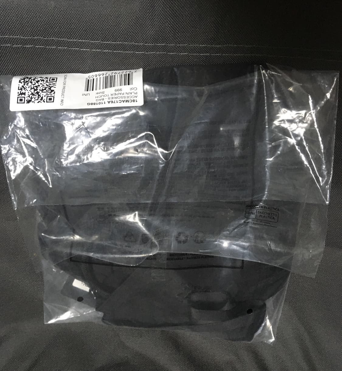 CP컴퍼니 숄더백 블랙 판매합니다  상품이미지4