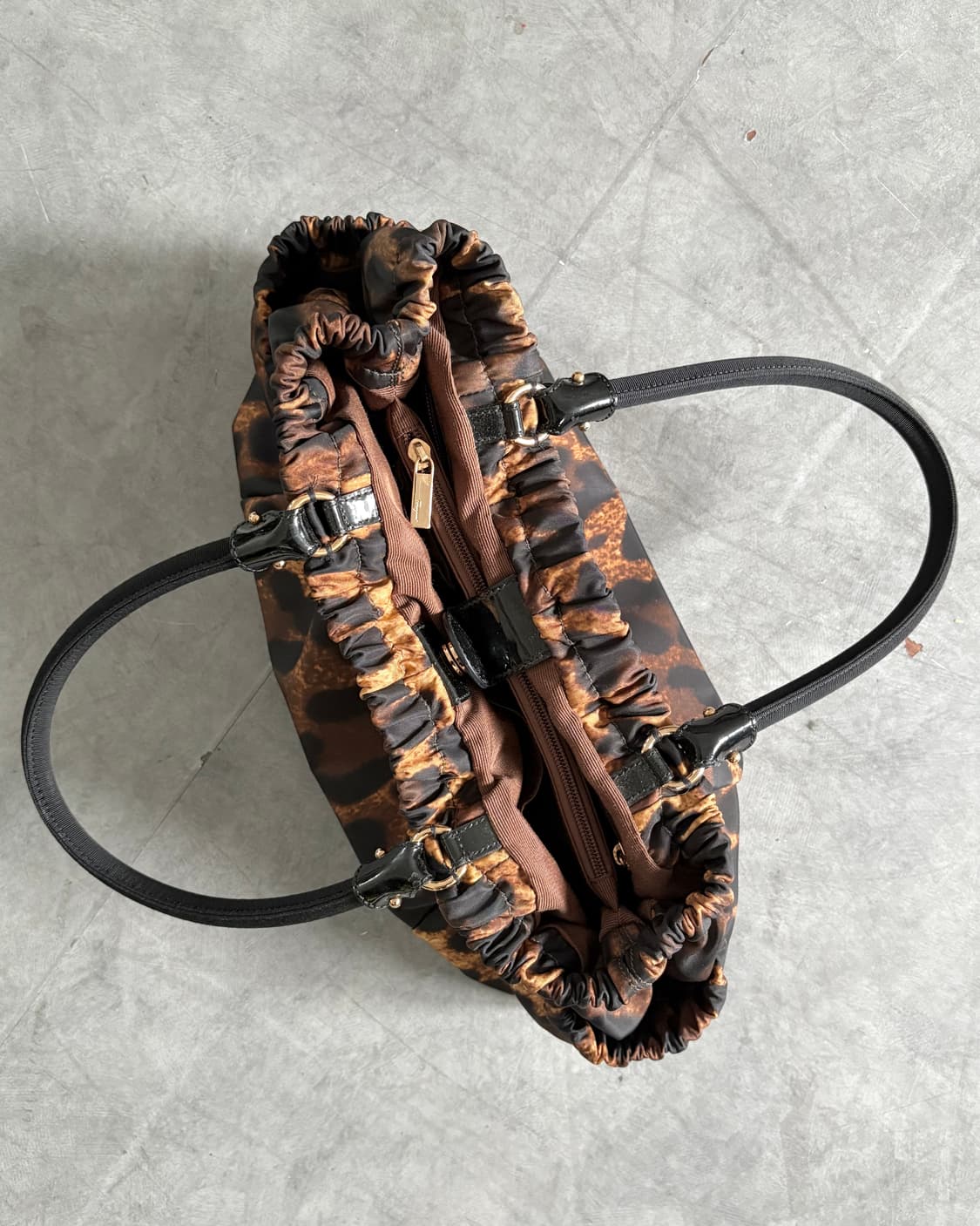 Salvatore Ferragamo 살바토레 페레가모 바라 숄더백 상품이미지5