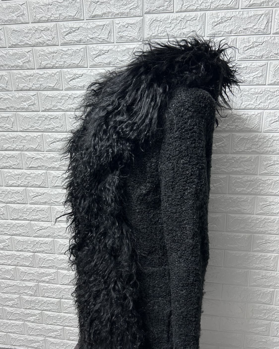 Iro 롱 드레이프 퍼 후드 가디건 상품이미지5