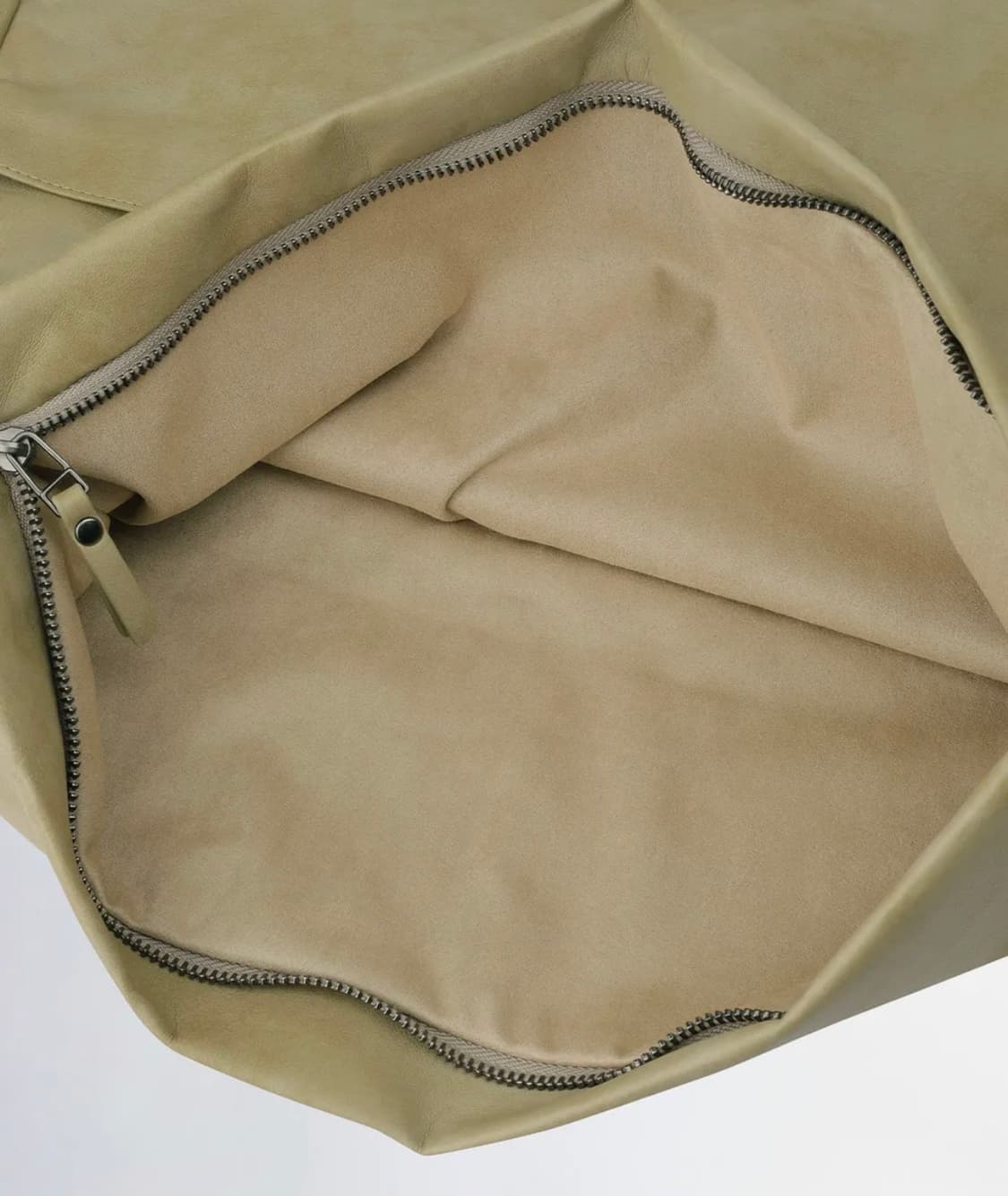 Folded Slouchy Bag Dirty Green 상품이미지4