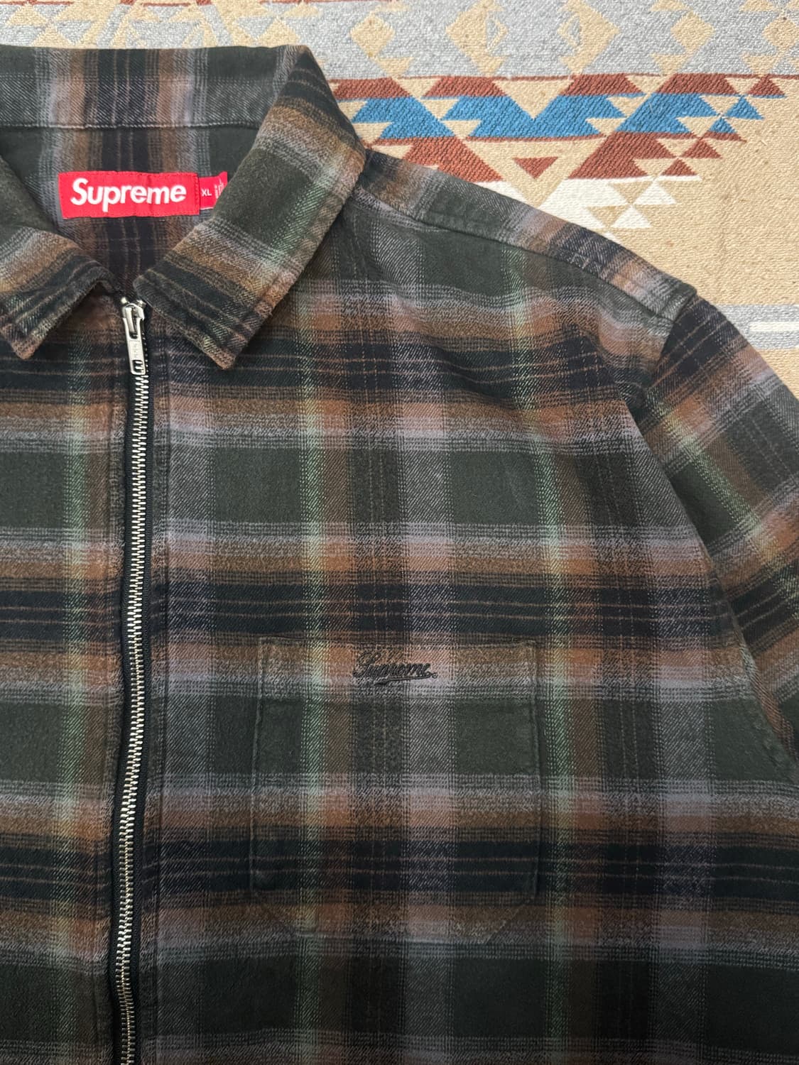 [XL] 슈프림 쉐도우 플레이드 플란넬 집업 셔츠 그린 - 24SS 상품이미지3