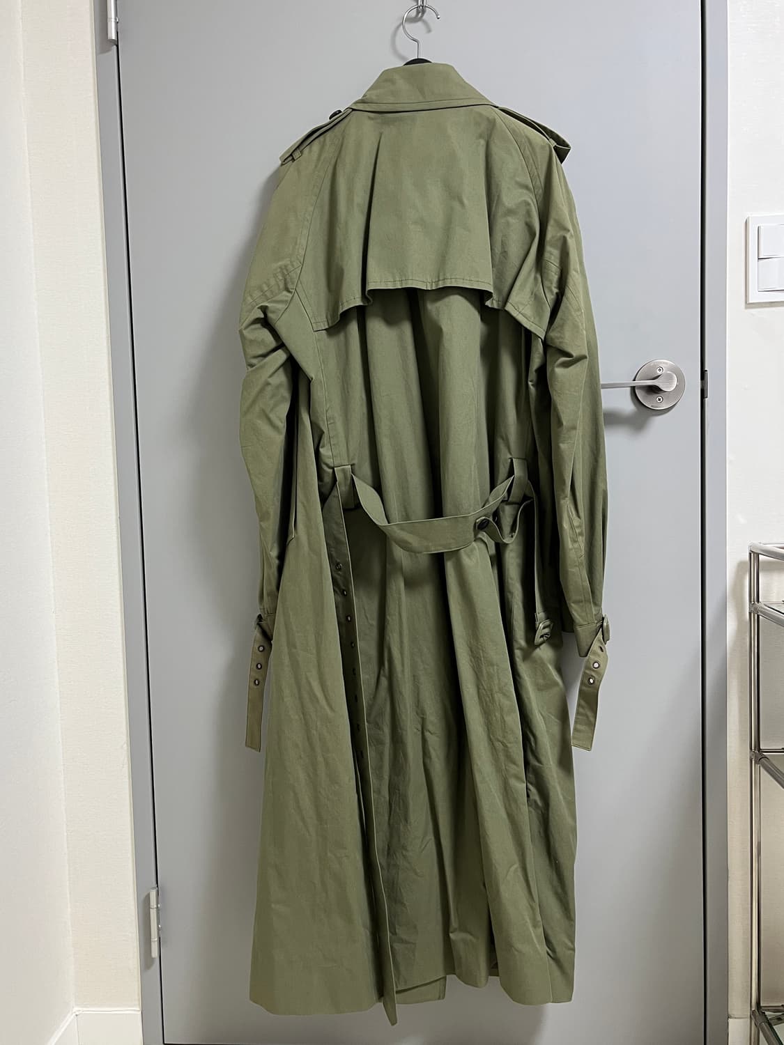 노앙 카키 트렌치코트 상품이미지2
