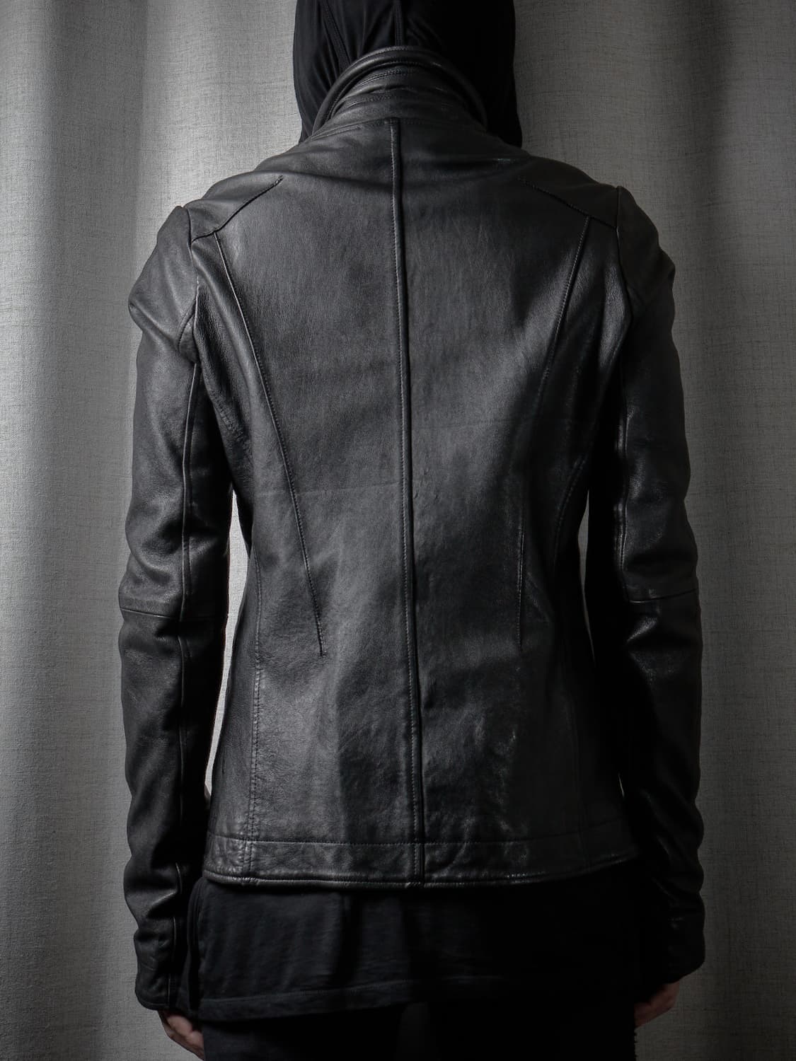 Julius SS12 사선 레더 자켓 상품이미지2