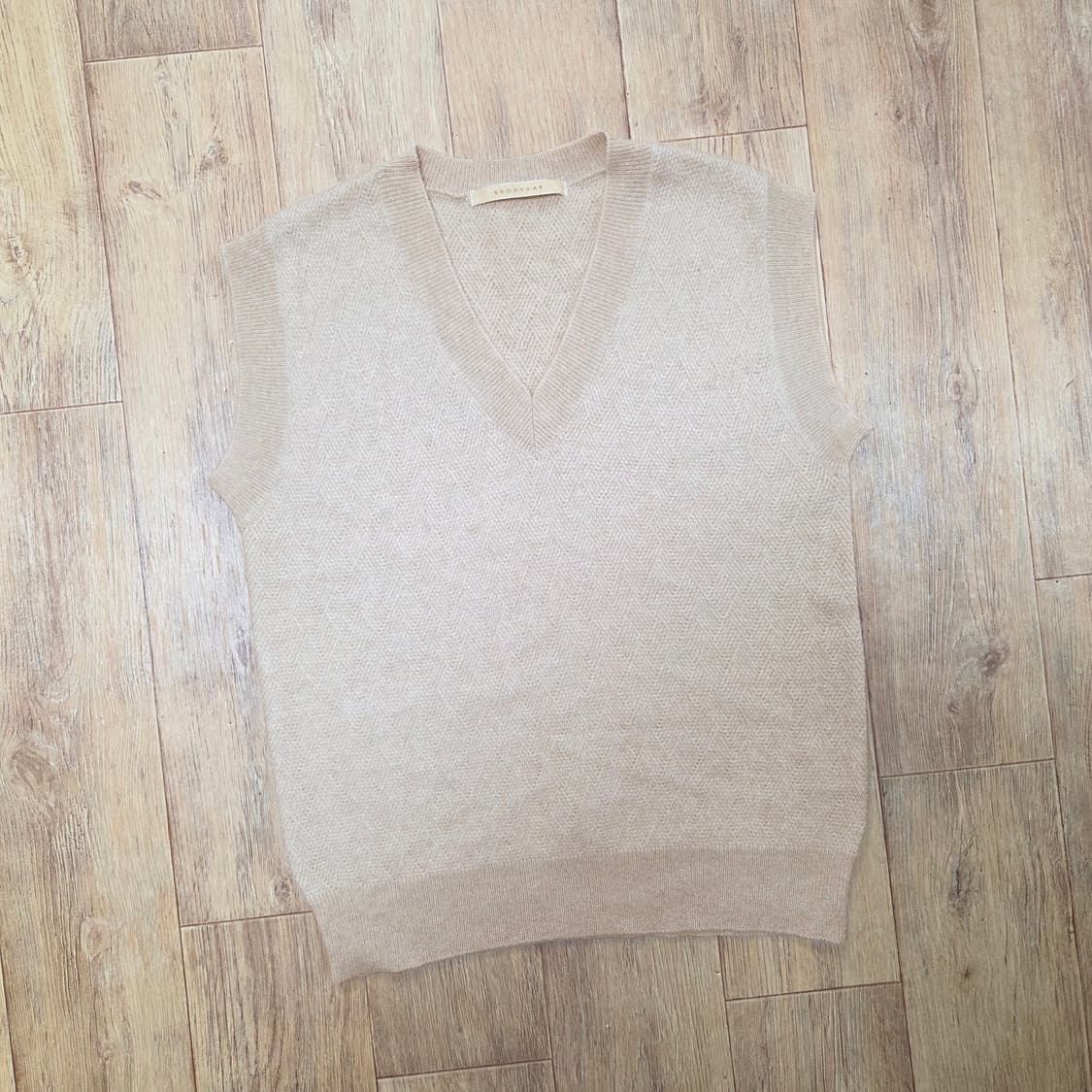 쏘니세이(SSONYSAY) 캐시미어 베스트니트 55-66 상품이미지1