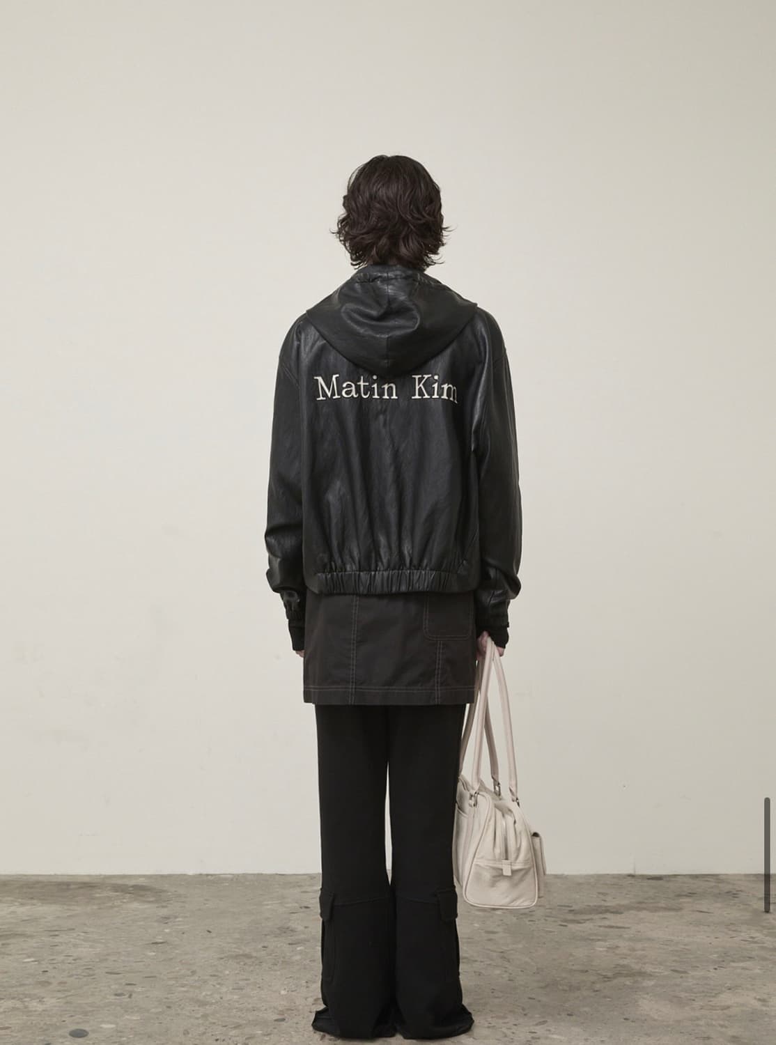 마땡킴 레더 후디 크롭 자켓 상품이미지3