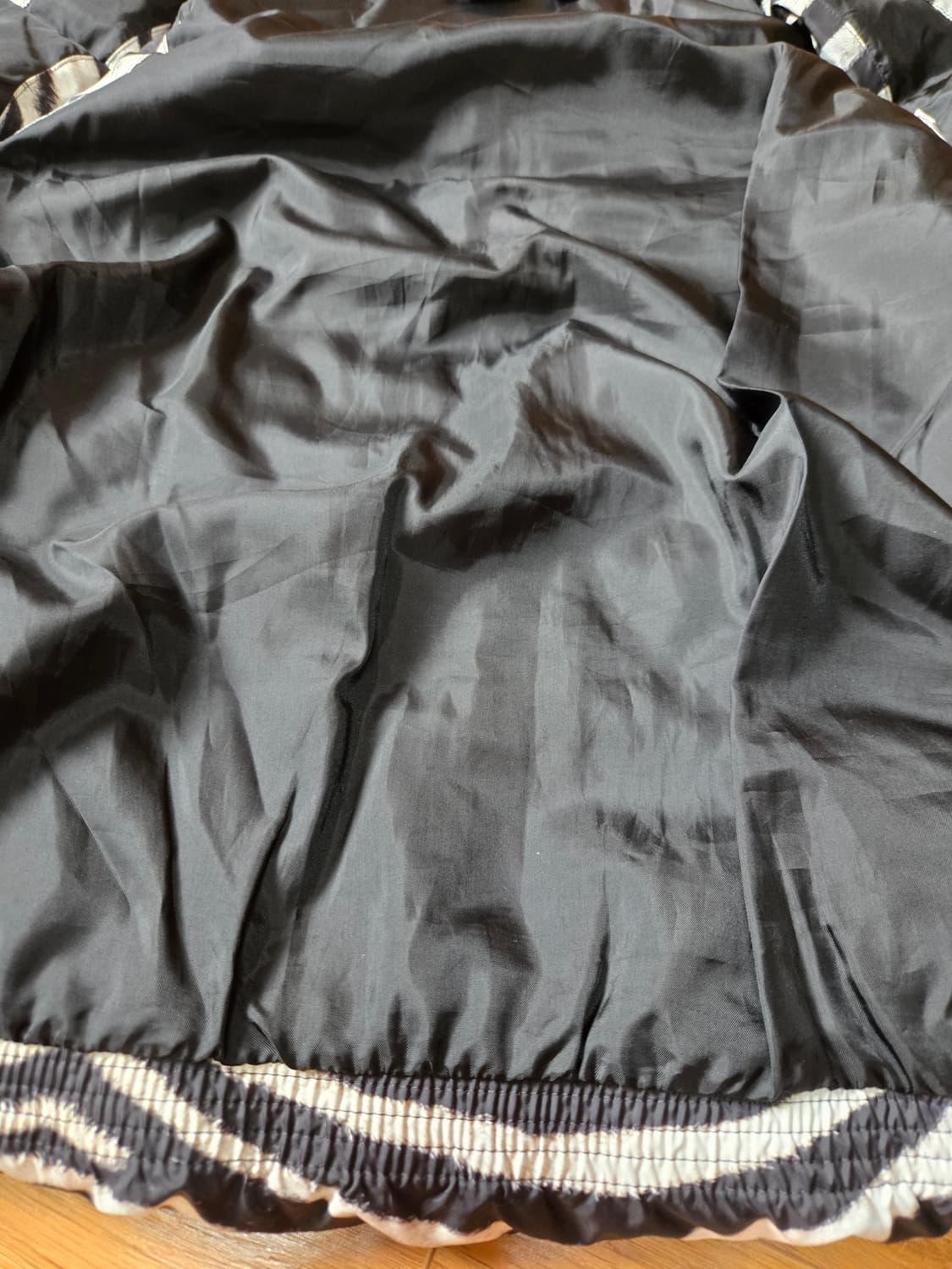 아디다스 여성 지브라패턴 패딩 조끼 상품이미지5