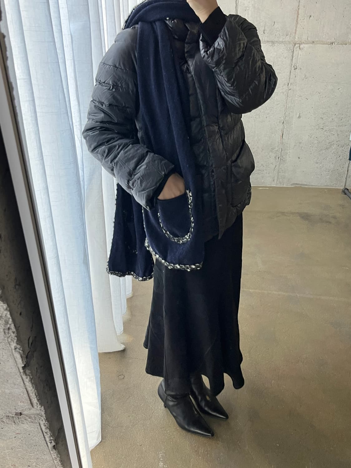 See by Chloe 씨바이끌로에 더블 포켓 머플러 네이비 상품이미지5