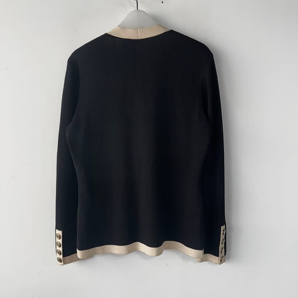 센존 엠블럼 버튼 니트 가디건 상품이미지5