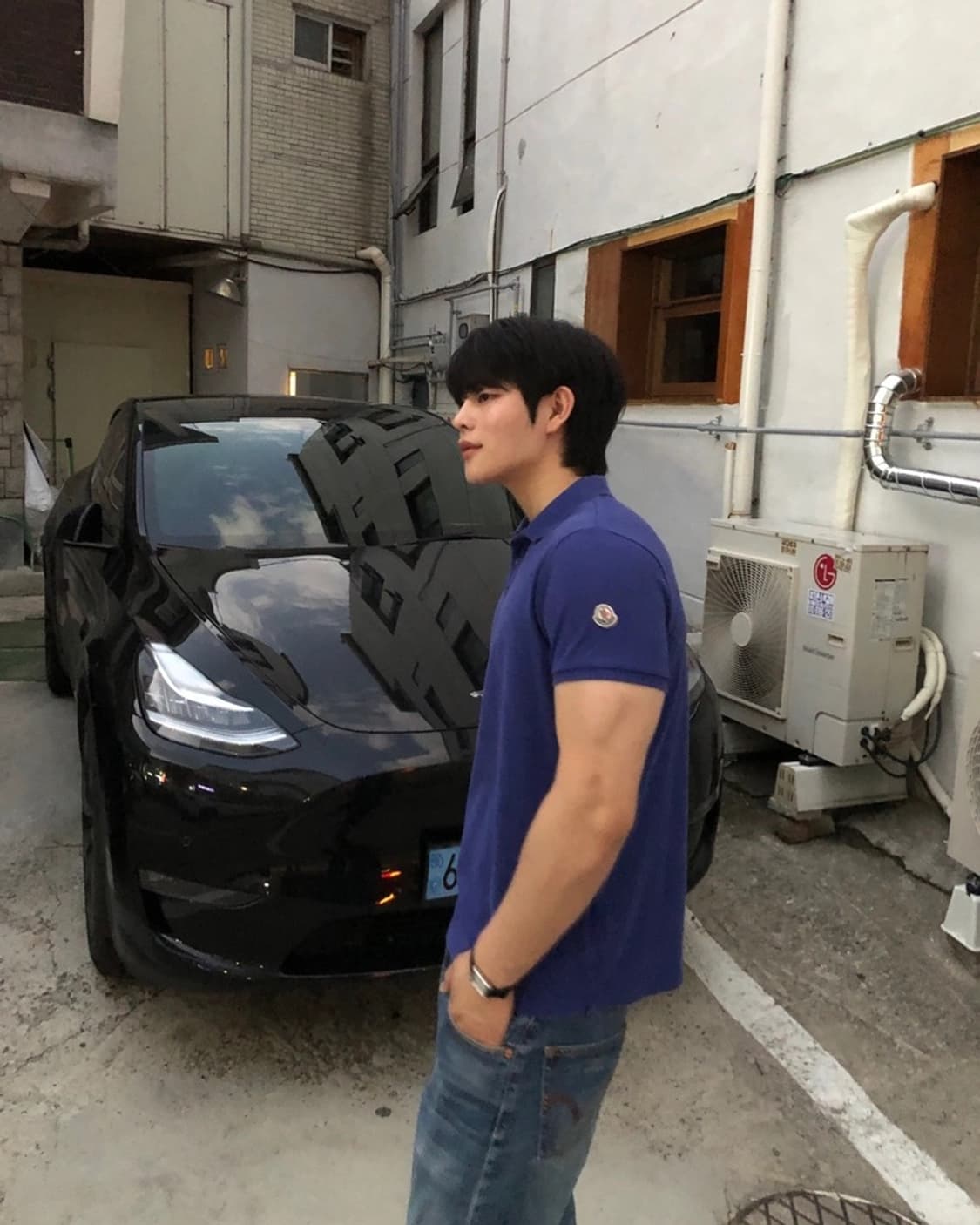 몽클레어 정품 pk티 블루 상품이미지1