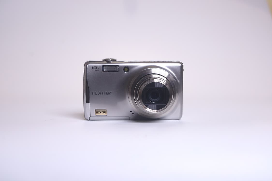 후지필름 파인픽스 F70 EXR 실버 (이체 거래 할인) 상품이미지1