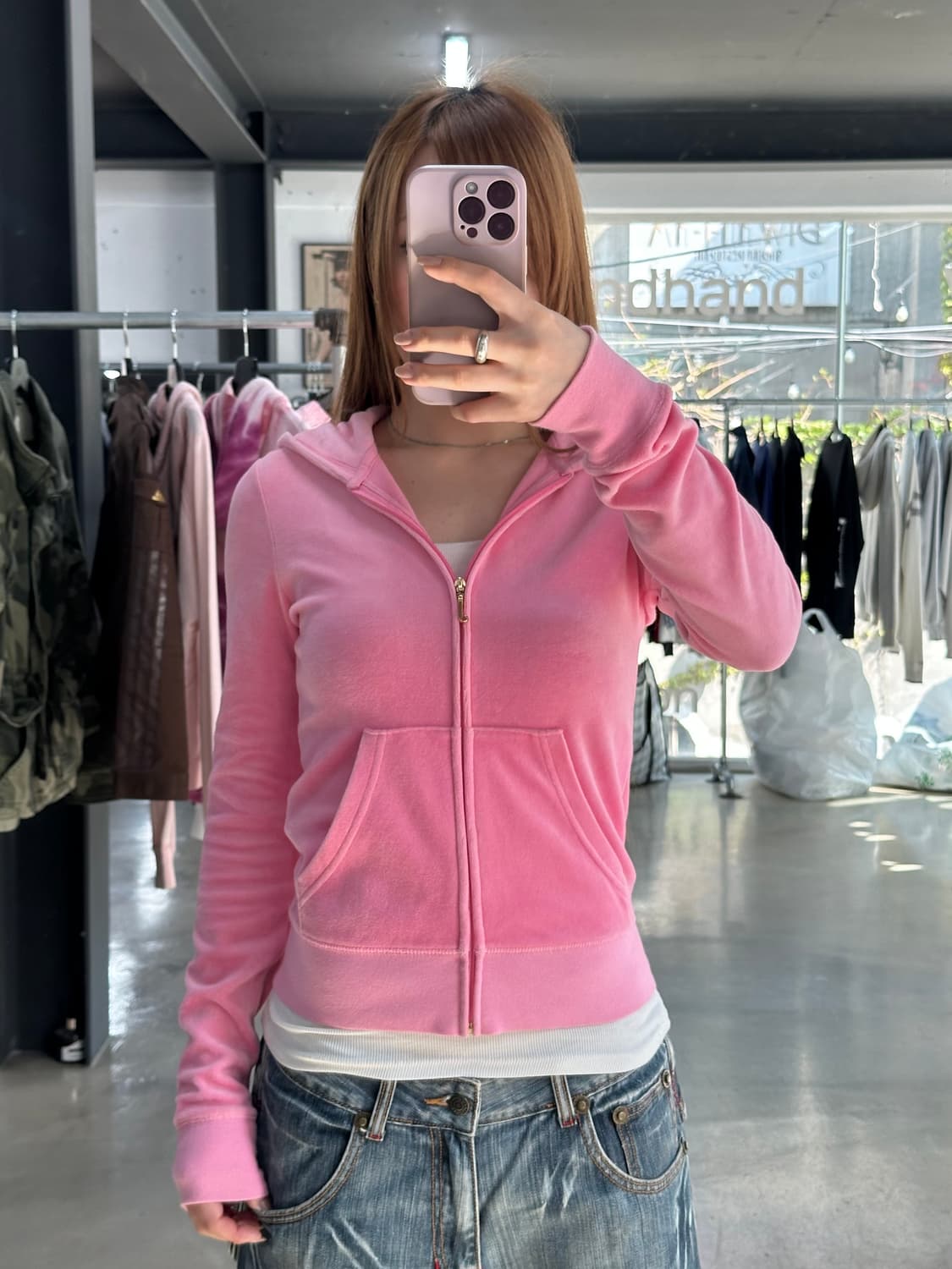 쥬시꾸뛰르 크라운 윙 큐빅 벨루어 후드집업 핑크 상품이미지5