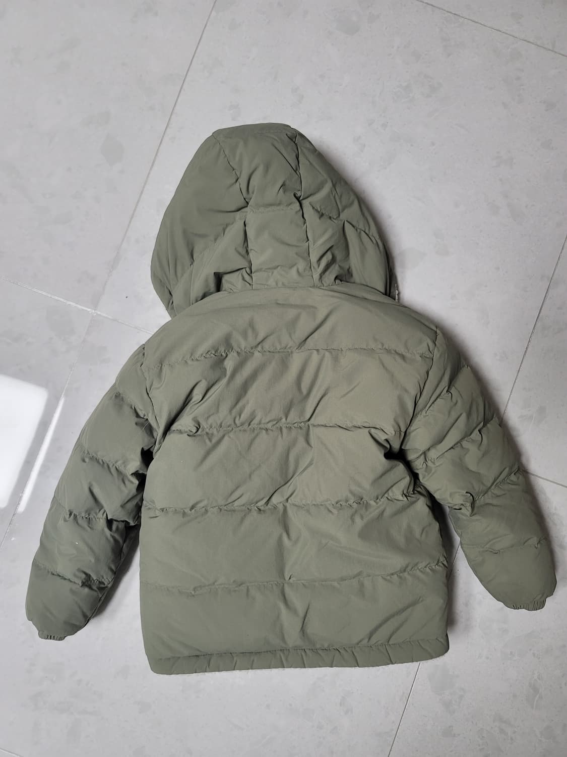 내셔널지오그래픽 구스다운 리버시블 뽀글이 패딩 키즈120사이즈 상태굿 상품이미지2