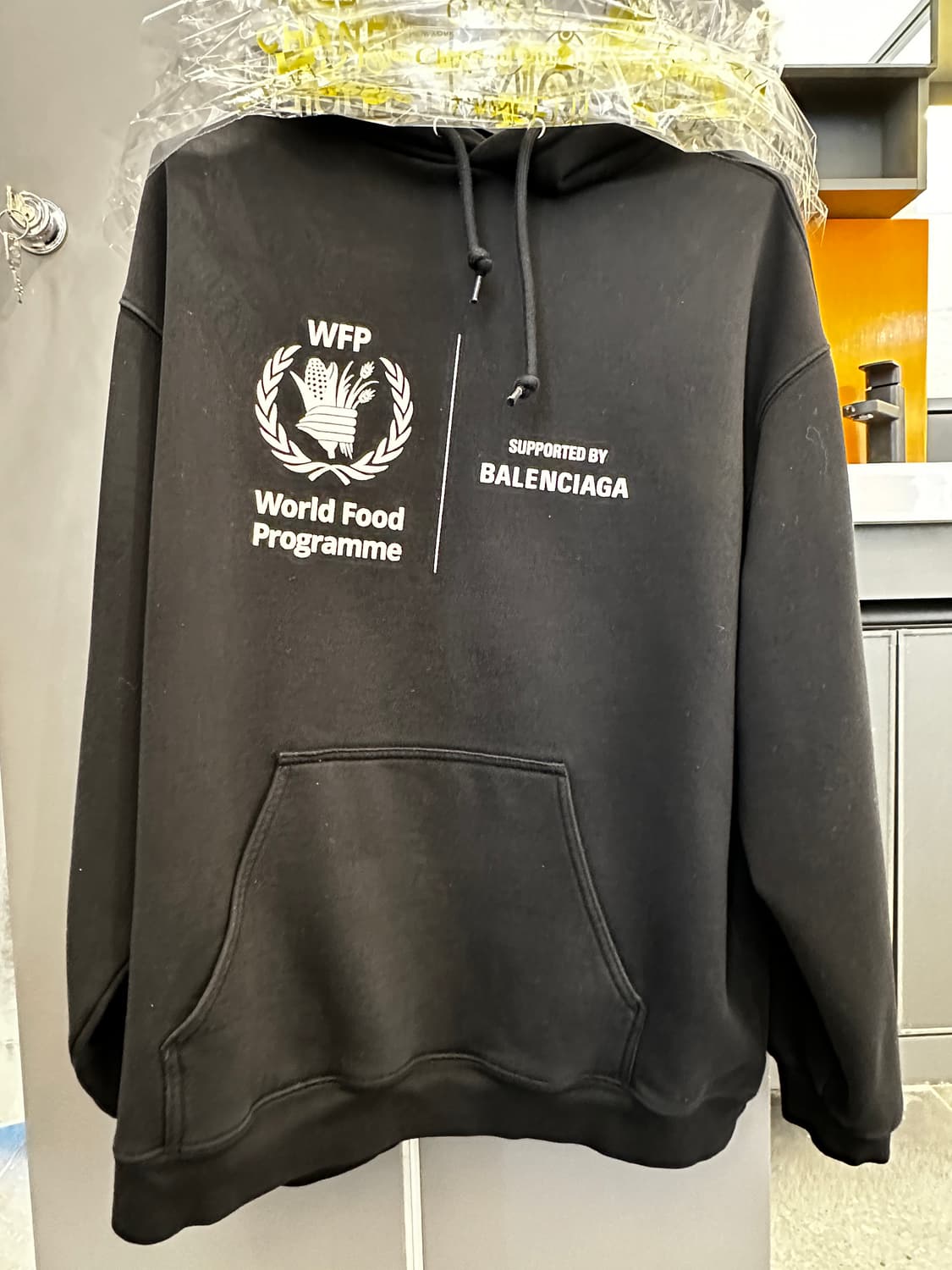 발렌시아가 wfp 상품이미지1