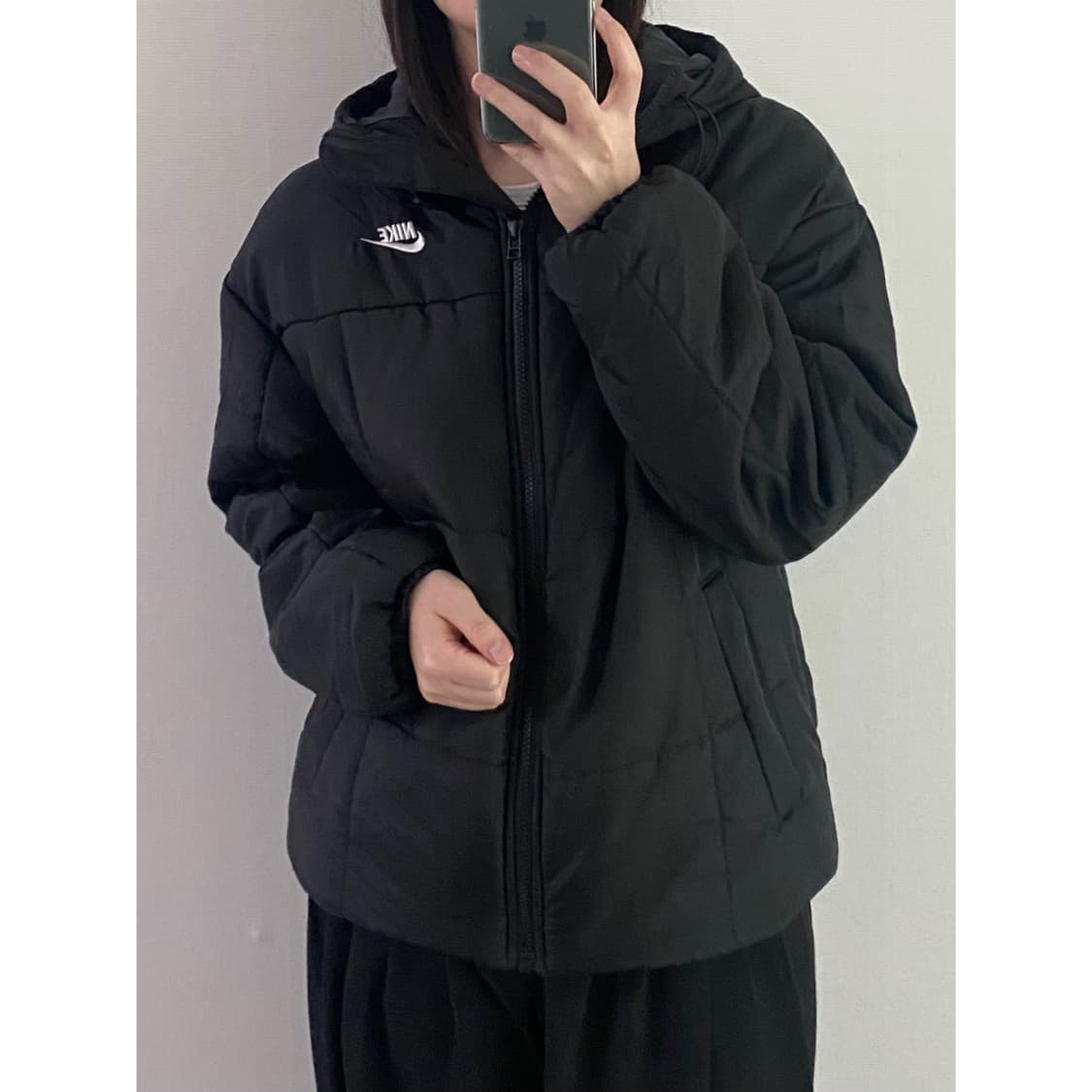 나이키 써마 루즈핏 패딩 상품이미지3