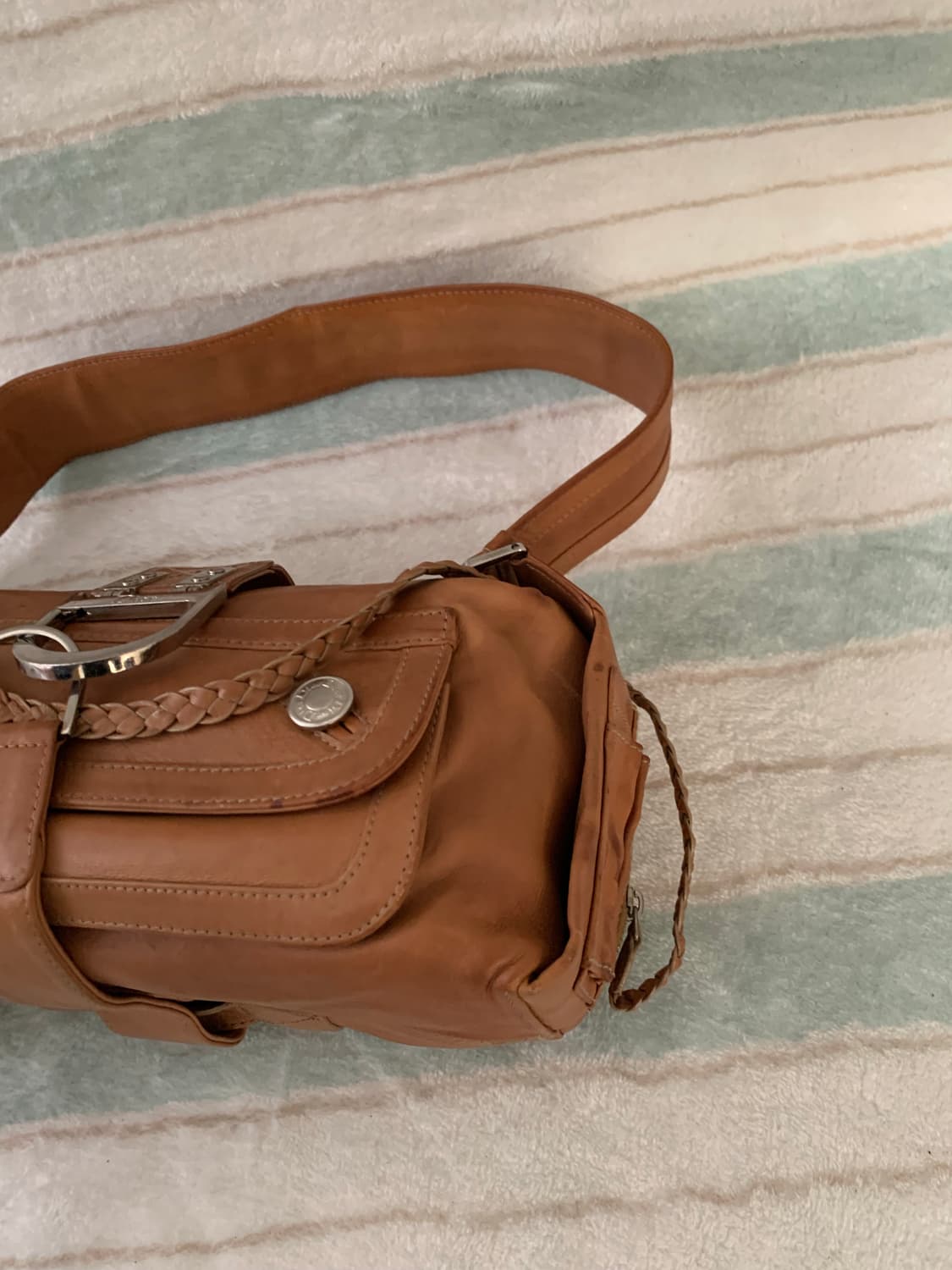 디올 플라이트 가방 희귀 정품 새들백 상품이미지4