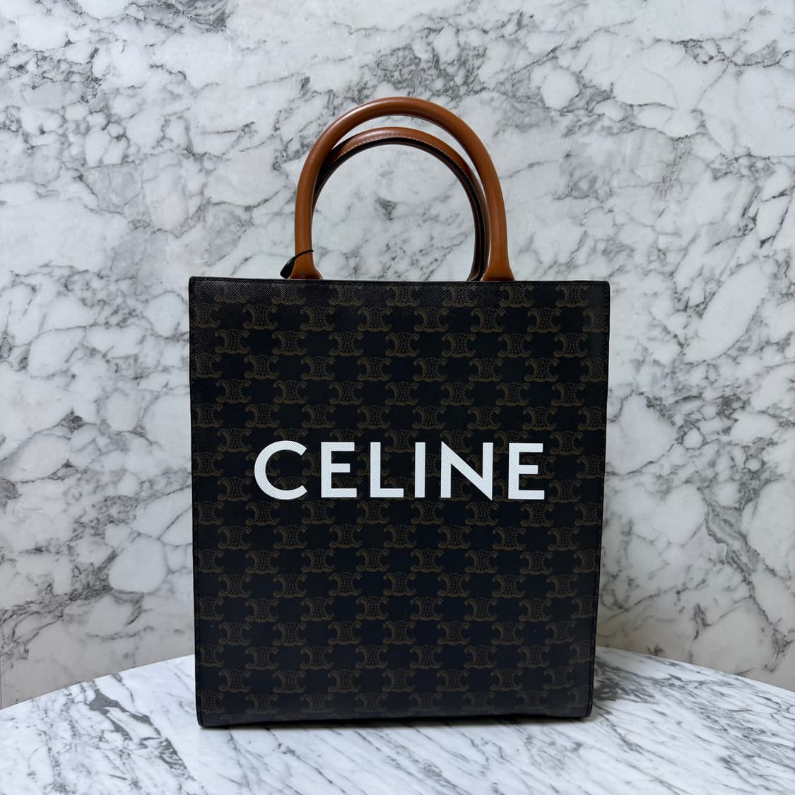 셀린느 트리옹프 캔버스 카바스 스몰 토트백 크로스백 상품이미지1