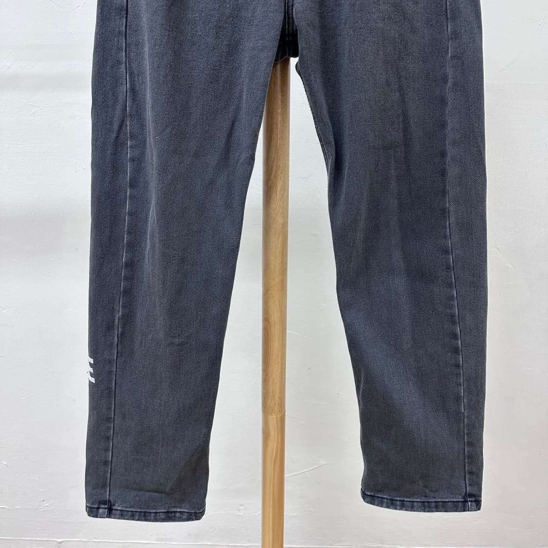 ADLV 아크메드라비 자수 그레이진 흑청 데님팬츠 1(28)사이즈 J28 상품이미지6