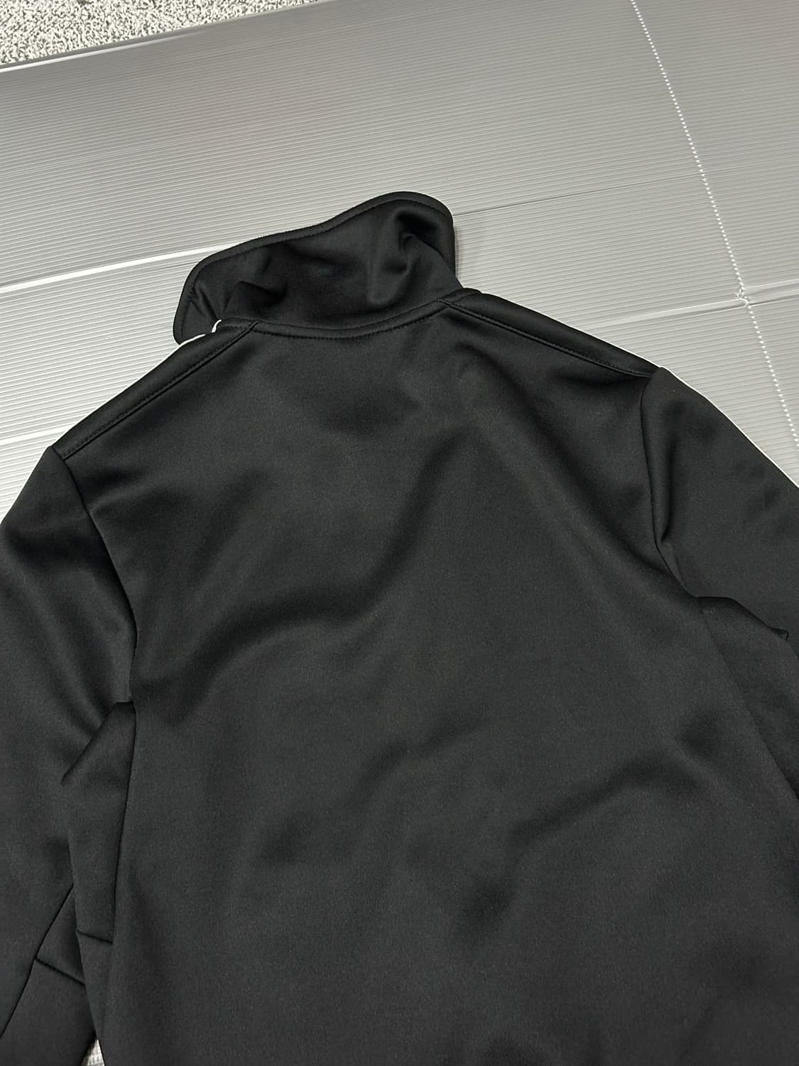 아디다스 로고 트랙탑 져지 블랙 95 상품이미지7