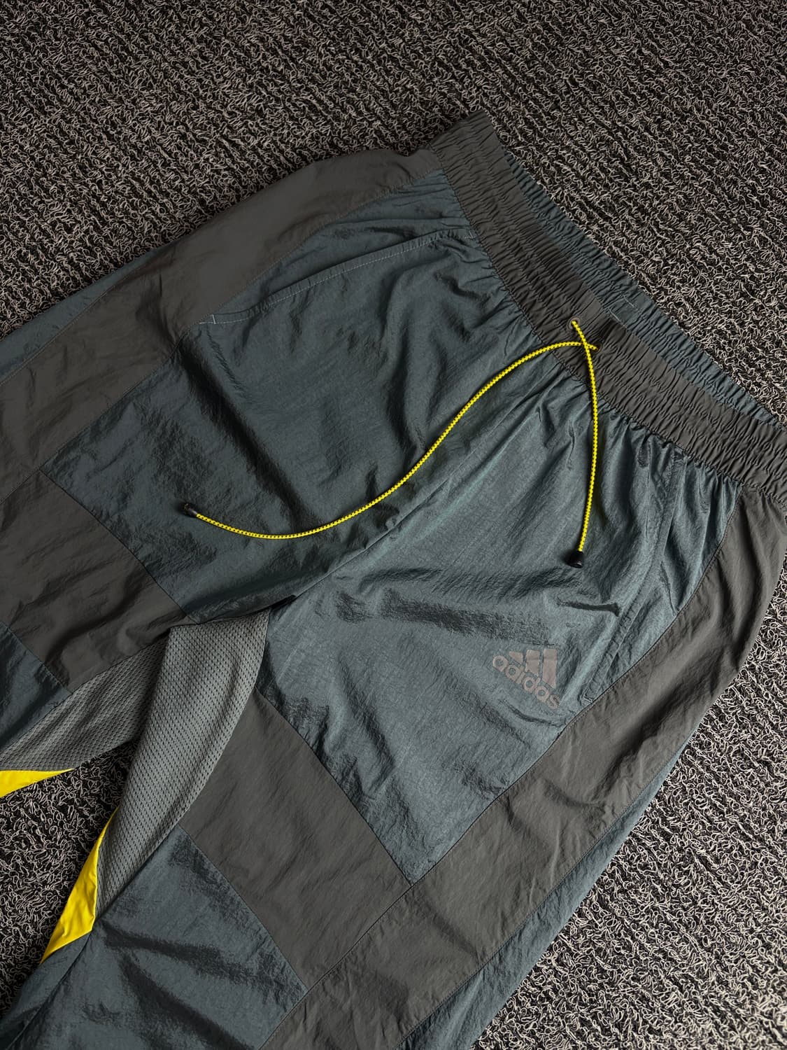 아디다스 스트리트 루즈핏 우븐 트랙 조거 팬츠 3769 상품이미지3