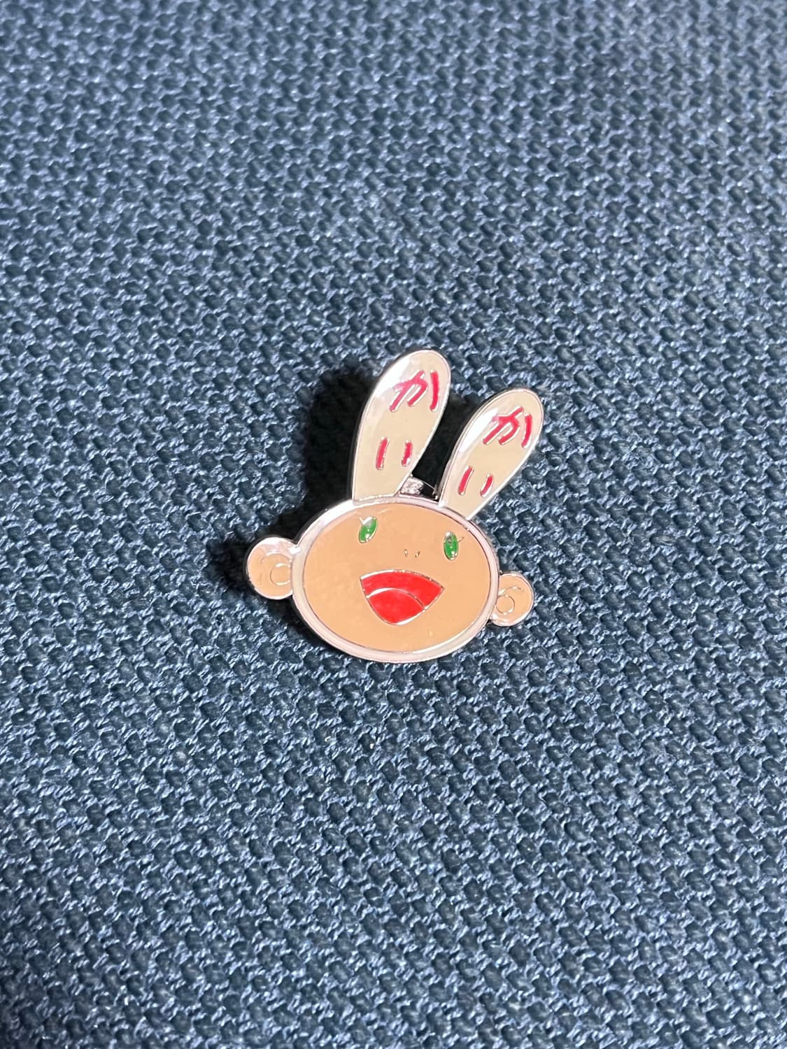 무라카미타카시 카이카이키키 핀뱃지 상품이미지1