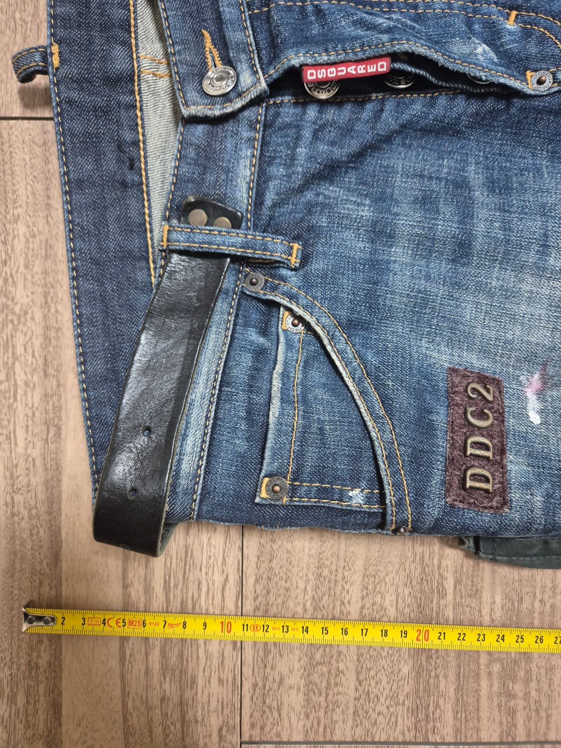단시간 착용하고 보관만 해서 판매합니다 
디스퀘어드2(Dsquared2) 상품이미지5