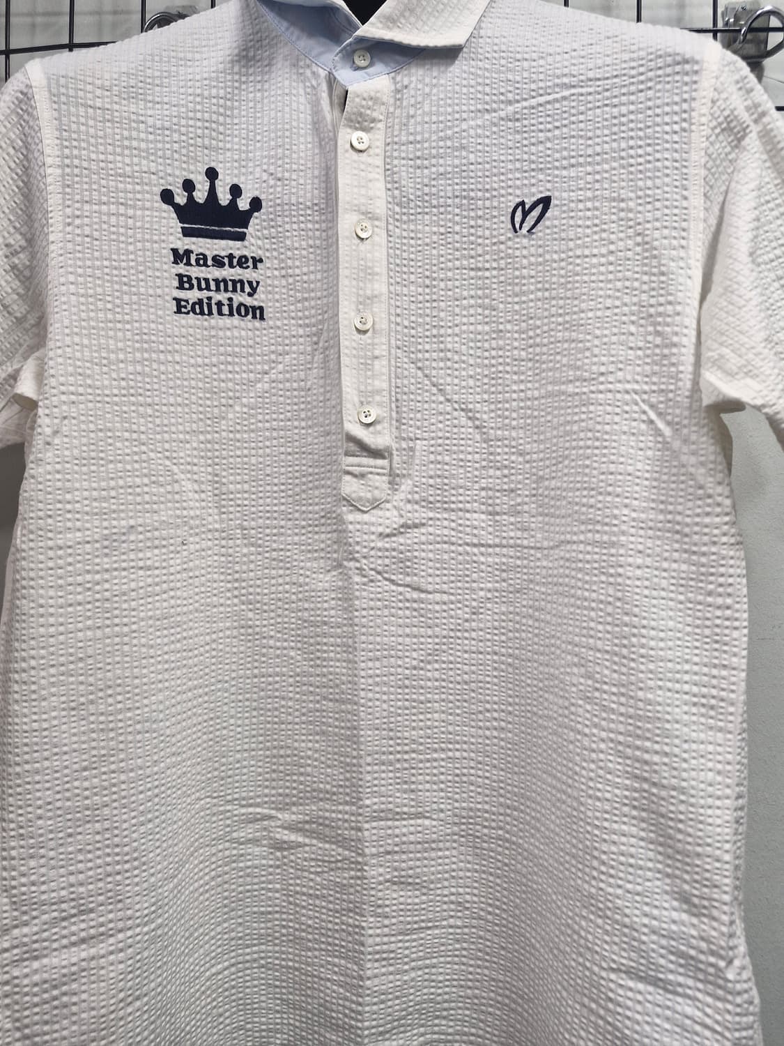 100L 마스터바니에디션 화이트 카라 반팔티. 상품이미지4