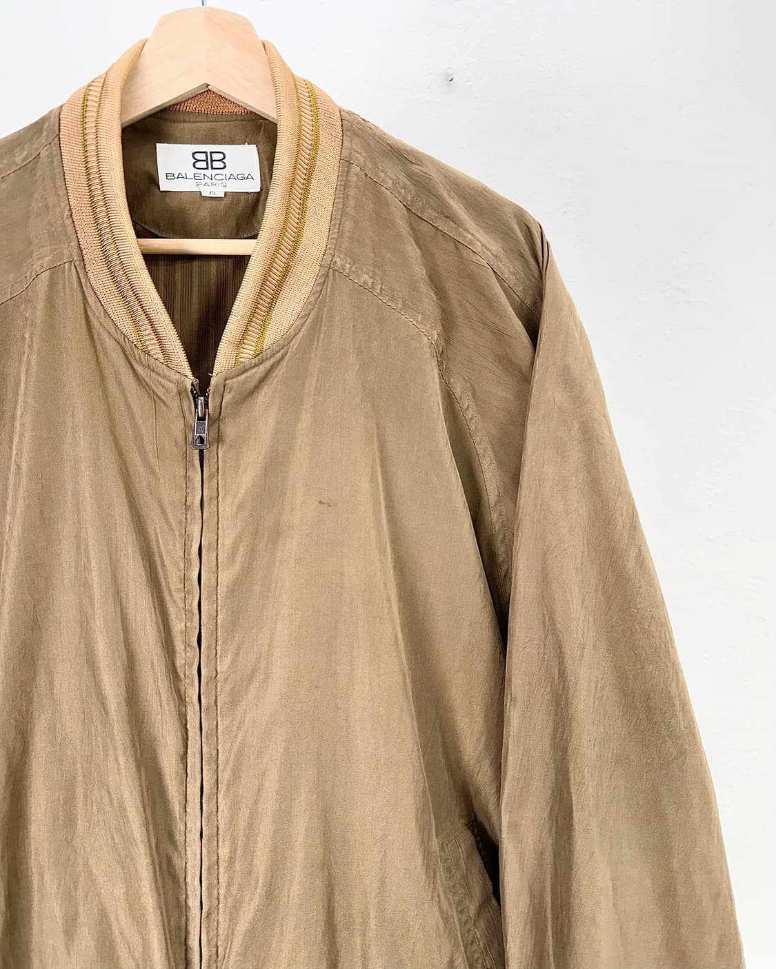 발렌시아가 카멜 타프타 실키 블루종 자켓 상품이미지3