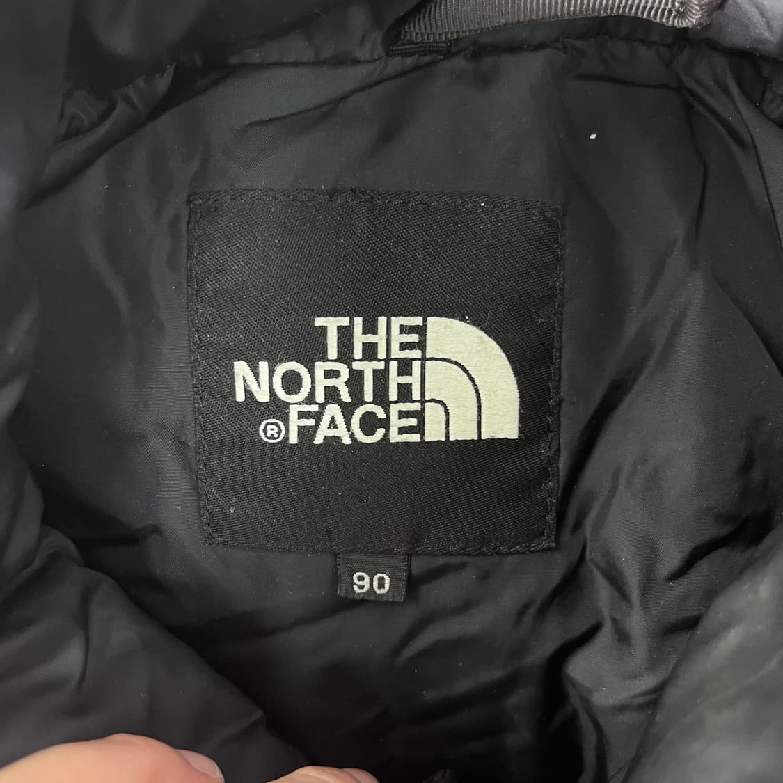 100 노스페이스 1996 700 눕시 블랙 패딩 상품이미지3