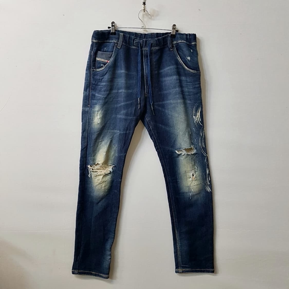 DIESEL 디젤 데미지 스판 데님 밴딩 팬츠 상품이미지1