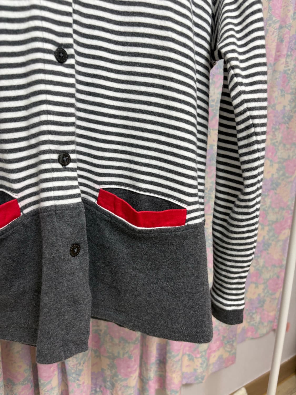 그레이 스트라이프 포켓 티셔츠 상품이미지6