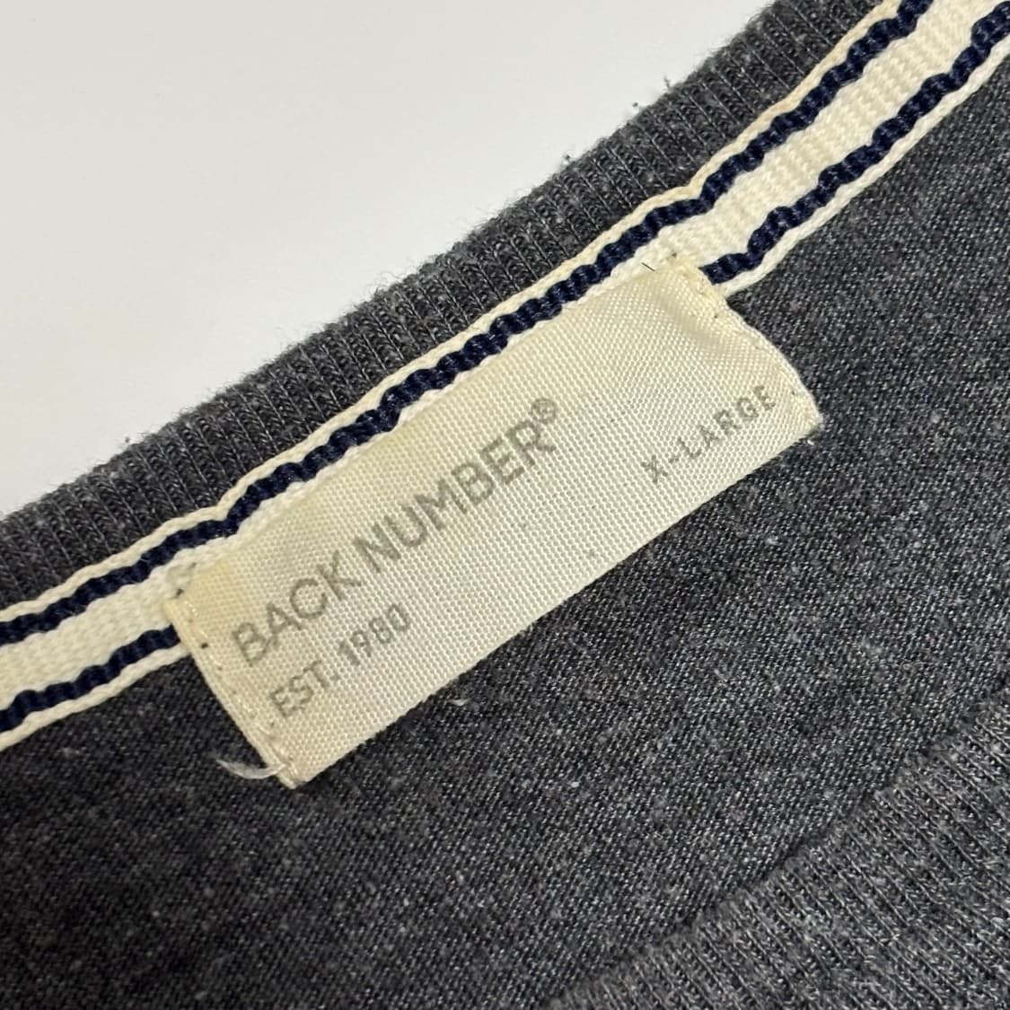 BACK NUMBER의 그래픽 티셔츠 상품이미지4