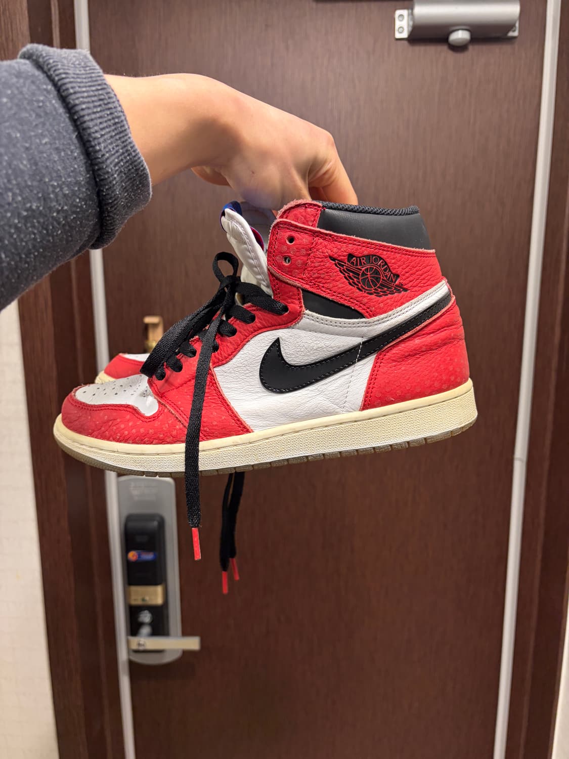 조던1 레트로 하이 스파이더맨 오리진 280 상품이미지3